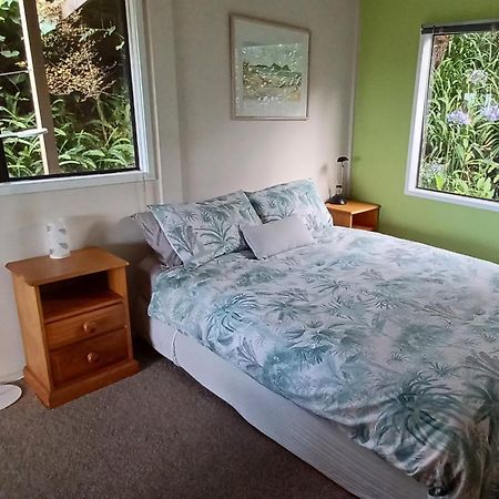 Mt Manaia View Holiday Studio Whangarei Heads Exterior foto